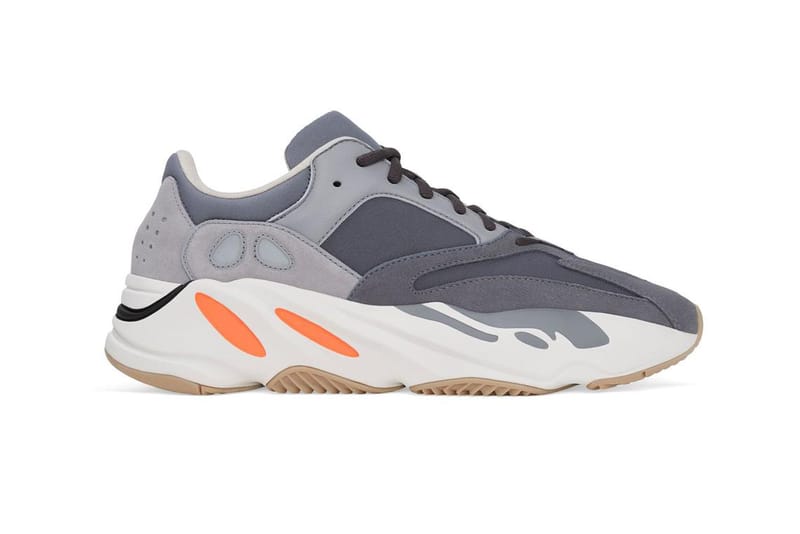 Yeezy on sale 700 materials