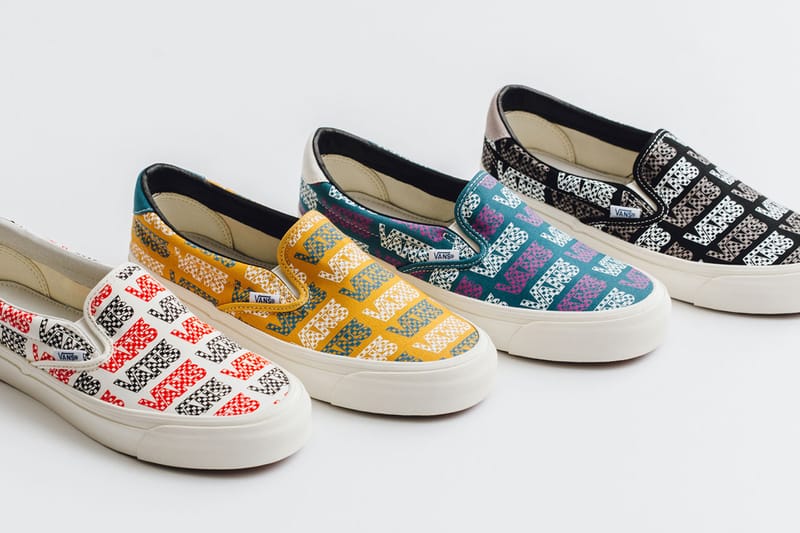 Vans logo best sale slip on