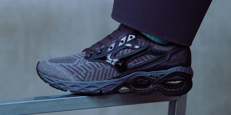 Mizuno Wave Creation WAVEKNIT Black Grey Release Hypebeast