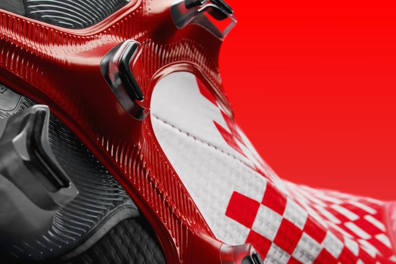 Nike Hypervenom Phantom III Pro TF Zoom Light Crimson