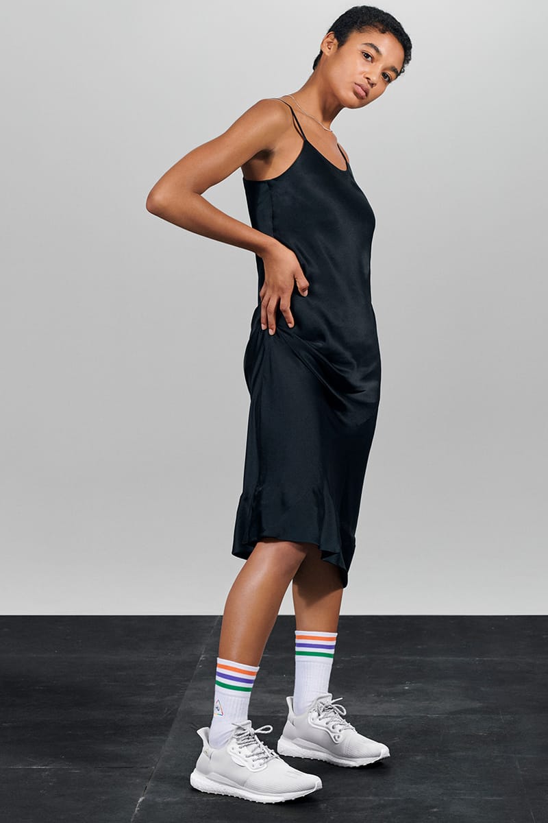 Adidas pharrell loose outlet dress