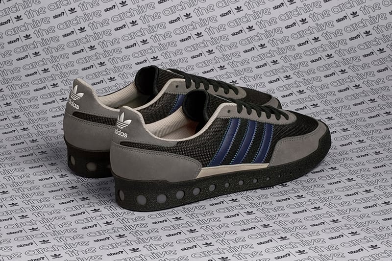 Adidas pt outlet 70s trainers