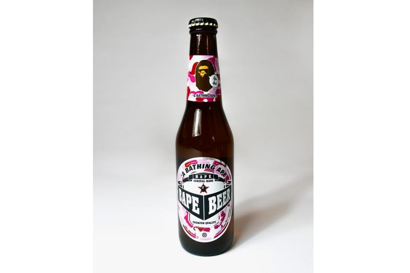 a bathing ape BAPE BEER ディスプレイボトル ノエベルティーバッチ