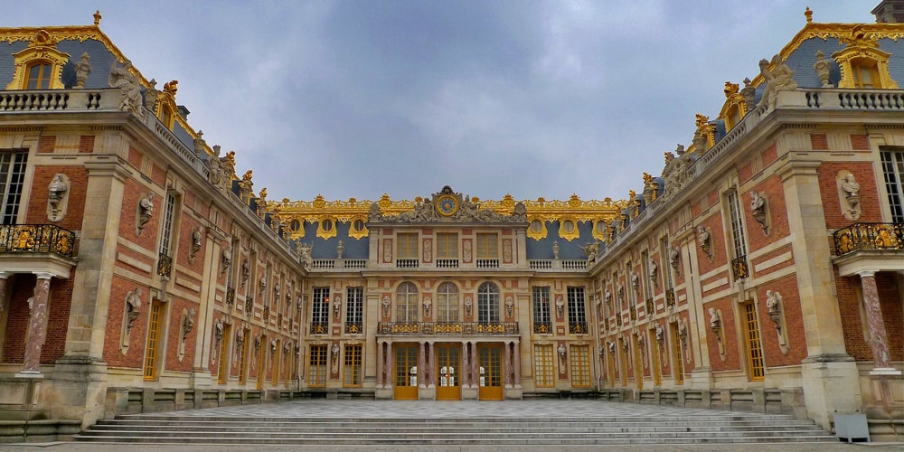 Google предлагает бесплатный VR-тур по Версальскому дворцу