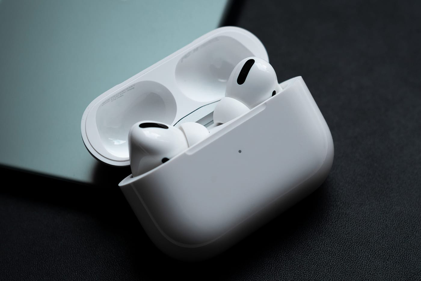 Apple AirPods Pro Closer Look | Hypebeast