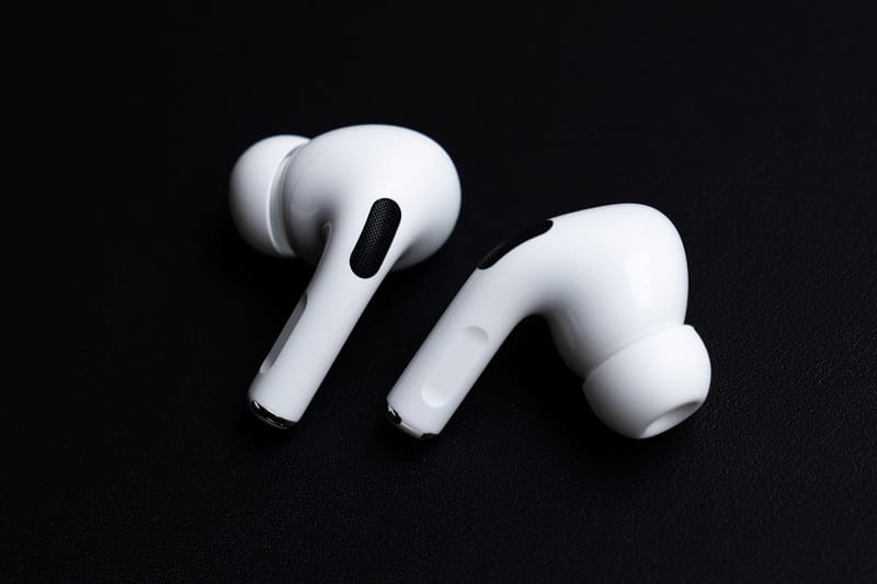 Apple AirPods Pro Closer Look Hypebeast