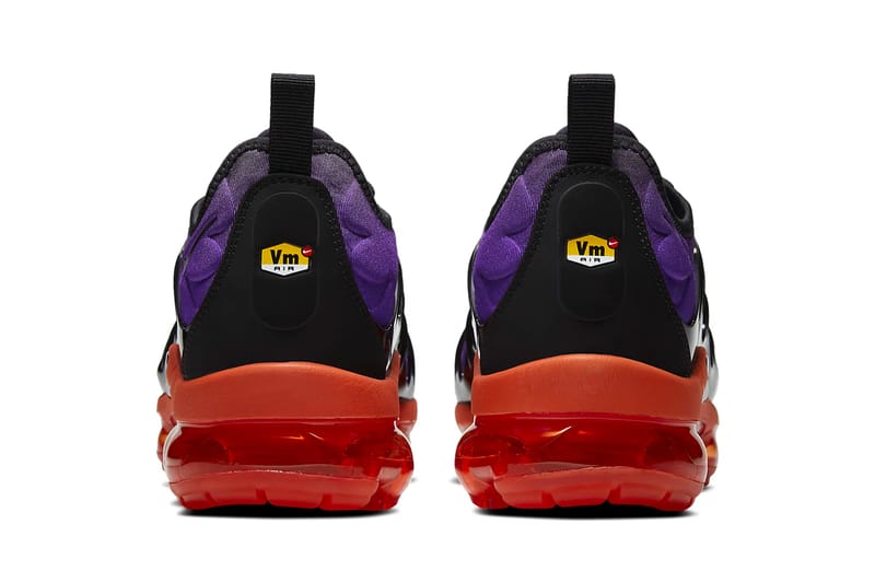 Nike vapormax black outlet and purple