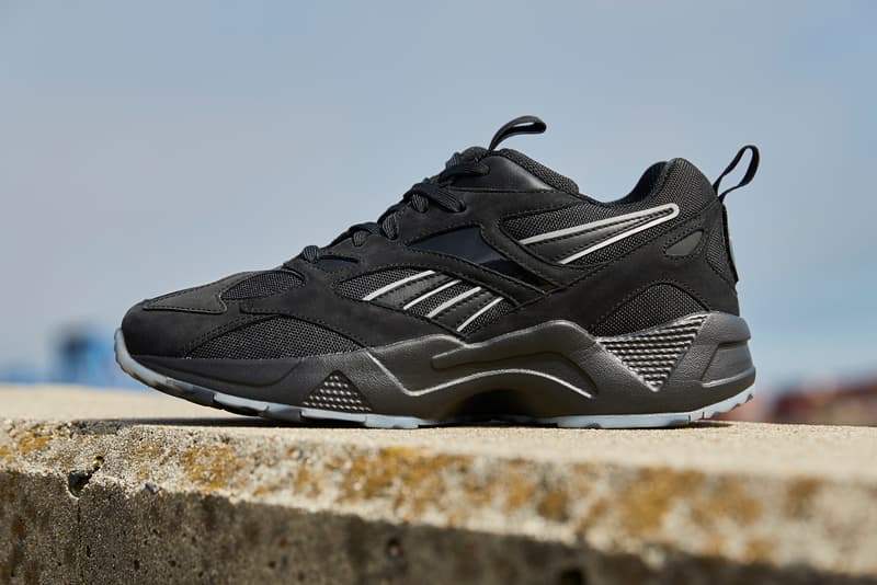 reebok its a mans world trainers