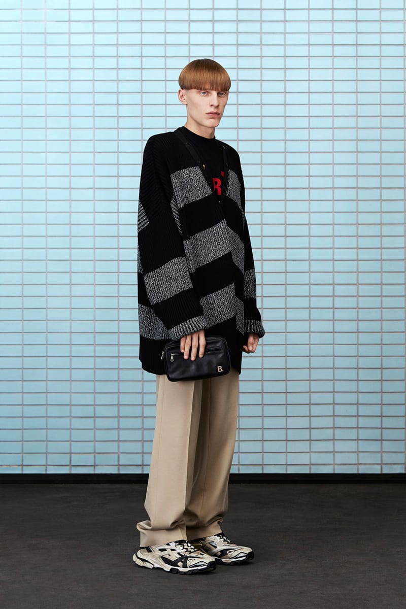 Balenciaga deals look 22