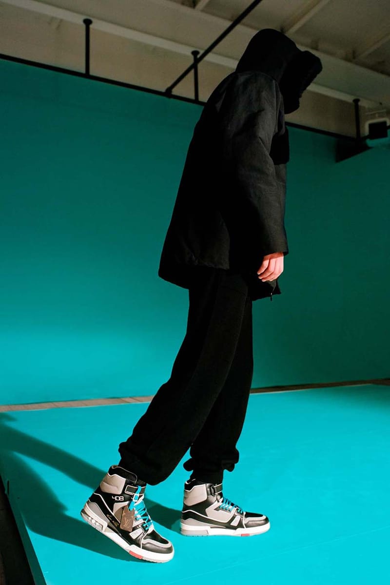 都市限定カラー(パリ) LVトレイナー　408 Virgil Abloh ルイ・ヴィトンが都市限定エディションのLVハイトップ トレイナーを