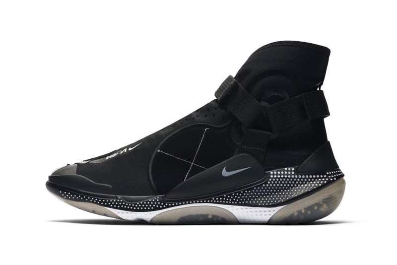 nike ispa joyride envelope on feet