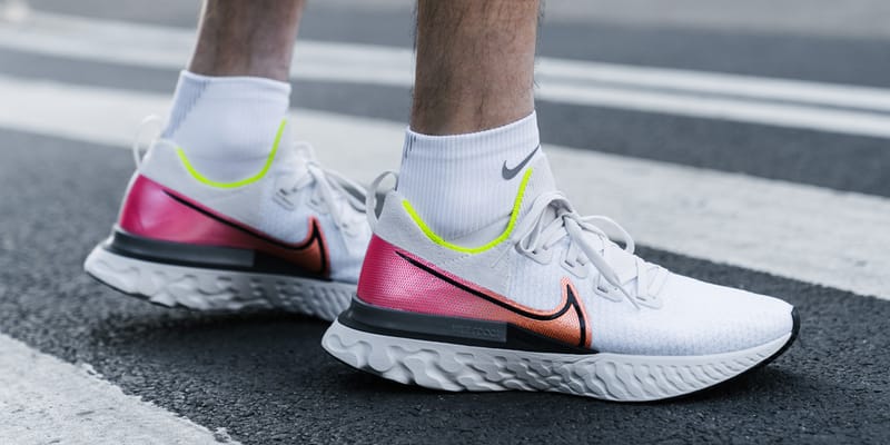 ナイキ REACT X INFINITY RUN 235 インフィニティラン p NIKE ナイキ ReactX Infinity Run 4 リアクトX インフィニティ