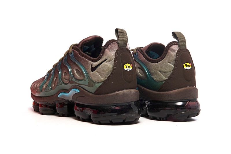 nike vapormax plus brown