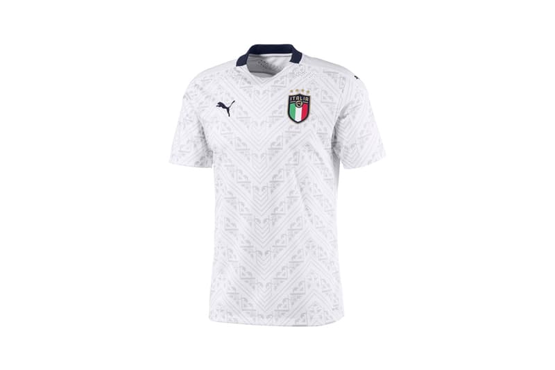 italy away jersey 2020