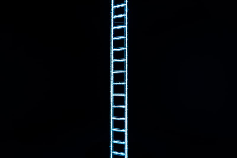 Yayoi Kusama "EVERY DAY I PRAY FOR LOVE" Exhibit HYPEBEAST