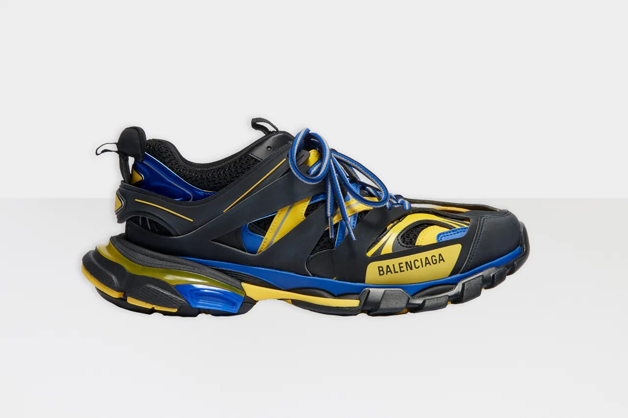 Black blue 2025 yellow shoes