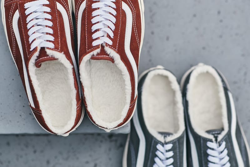 Brown vans with white fur clearance inside