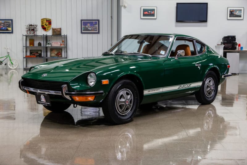 タイムセール！ダットサン 240Z クーペ 1971 グリーン 1/18 楽天市場】ミニカー 1/18 スケール NISSAN 1971 ダットサン 240Z