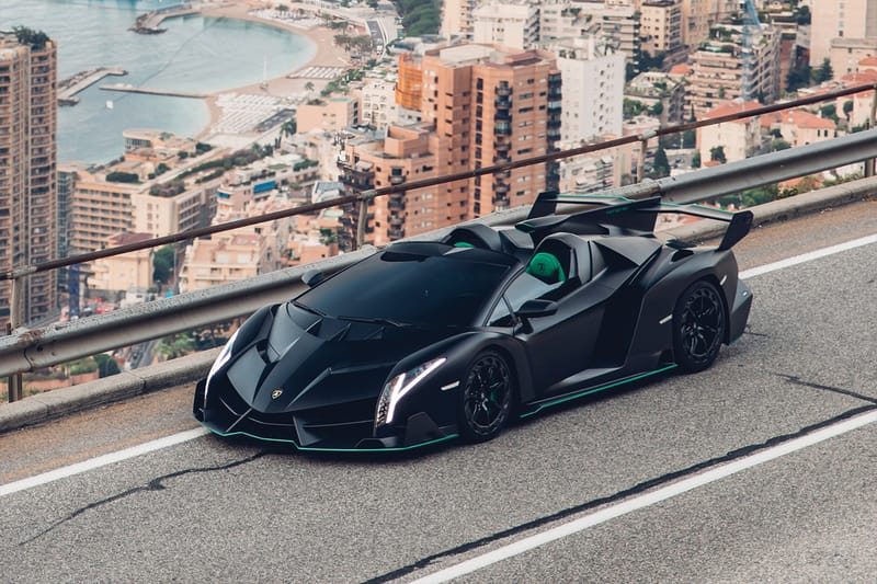 2015 Lamborghini Veneno Roadster Auction | Hypebeast