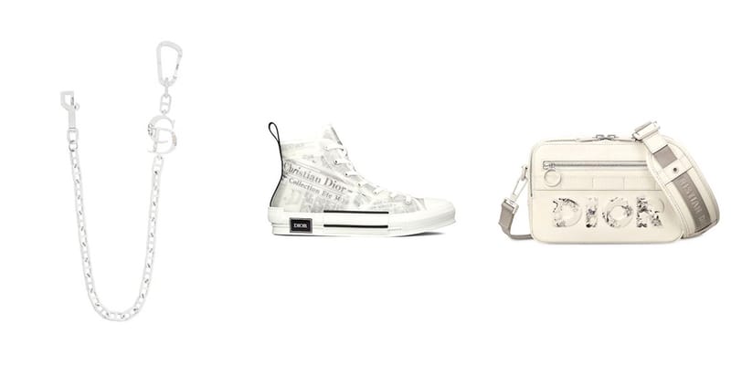 Homme dior sneaker b23 haute toile discount blanche à motif dior and daniel arsham