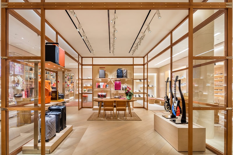 Louis Vuitton Nashville Debuts Gibson Guitars Hypebeast