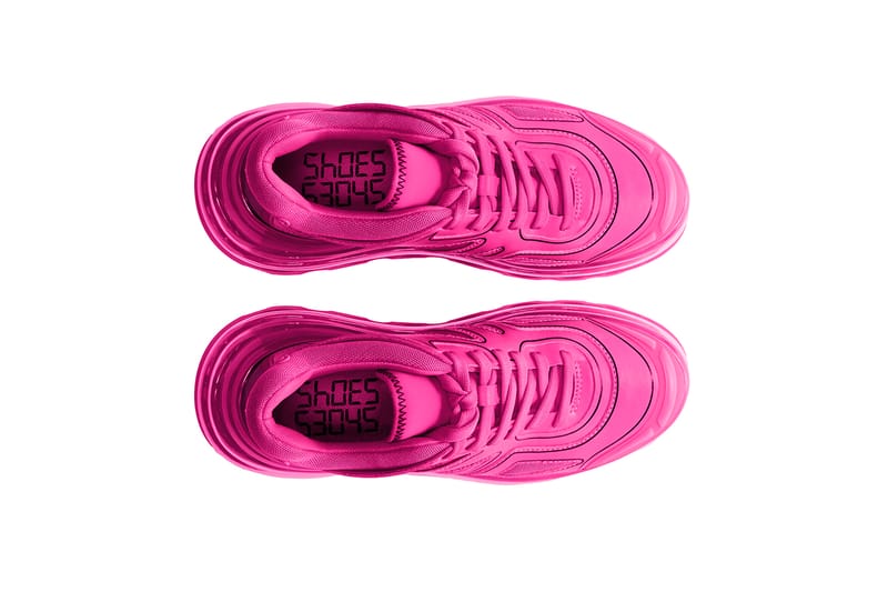 Neon pink sale tennis shoes