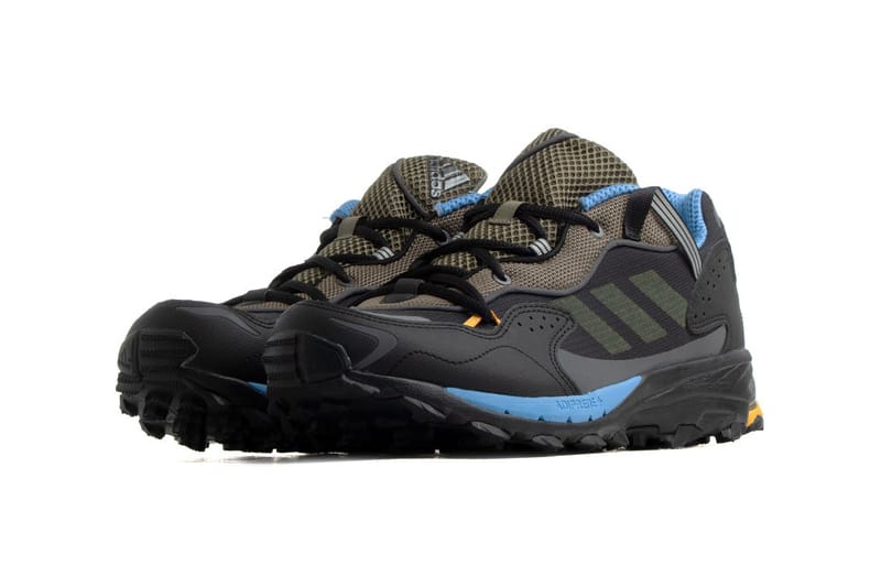 Adidas performance response hoverturf gf6100am hot sale