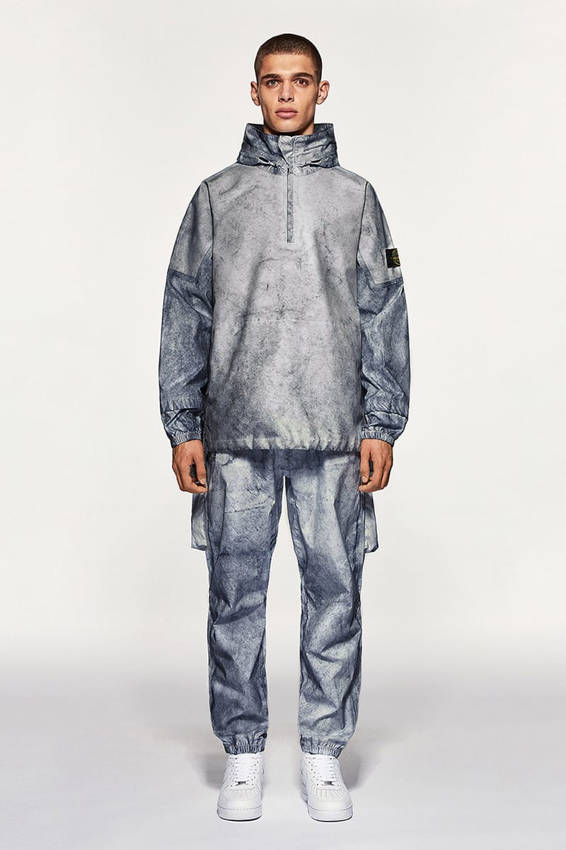 Stone island deals clothing