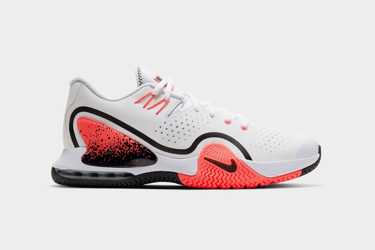 nike tech challenge lava