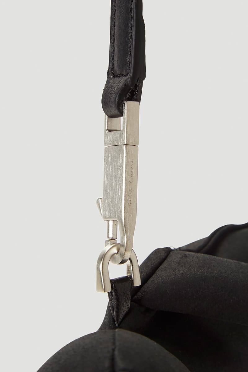 Rick Owens Hun Cyclop Bag Black Release | Hypebeast Rick Owens Hun Cyclop Bag Black Release | Hypebeast