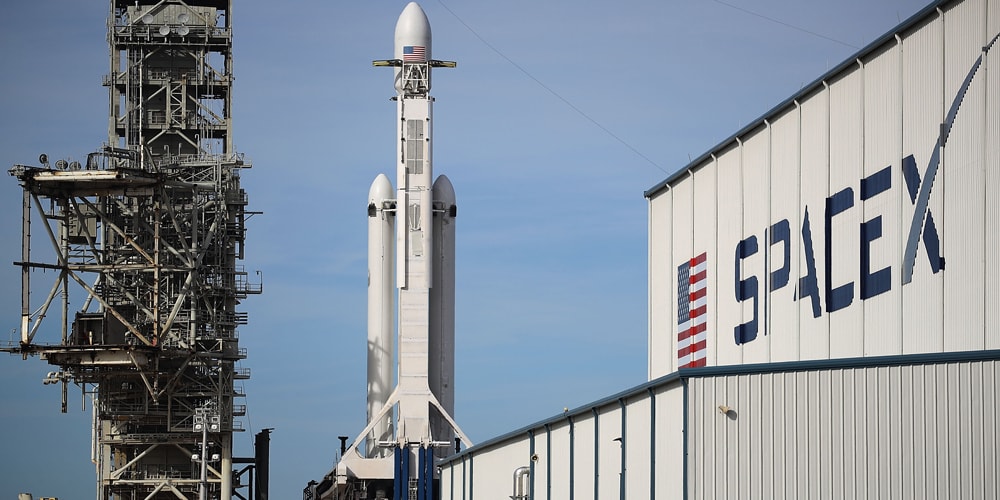 Теперь вы можете забронировать место на запуске ракеты SpaceX за 1 миллион долларов США