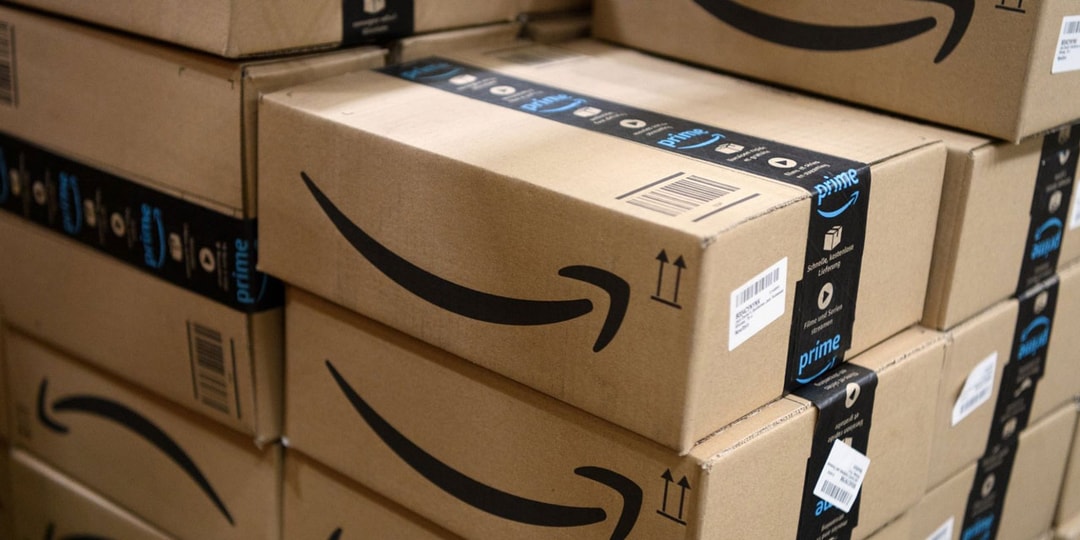 Коронавирус задерживает некоторые поставки Amazon Prime на месяц