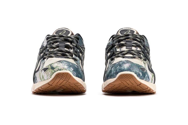 Asics camo outlet running shoes