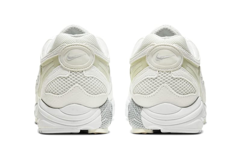 Nike sportswear air fashion ghost racer