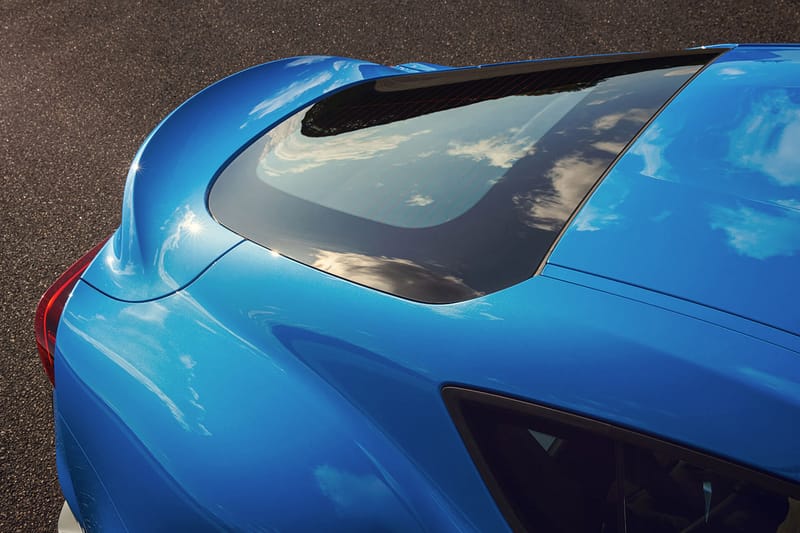 WB様 GRスープラ Horizon blue 純正 ボンネット 2021 Toyota GR Supra Horizon Blue Japan Exclusive | Hypebeast