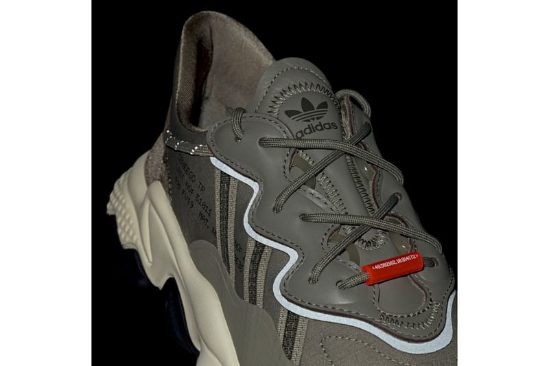 Adidas ozweego tr w hot sale