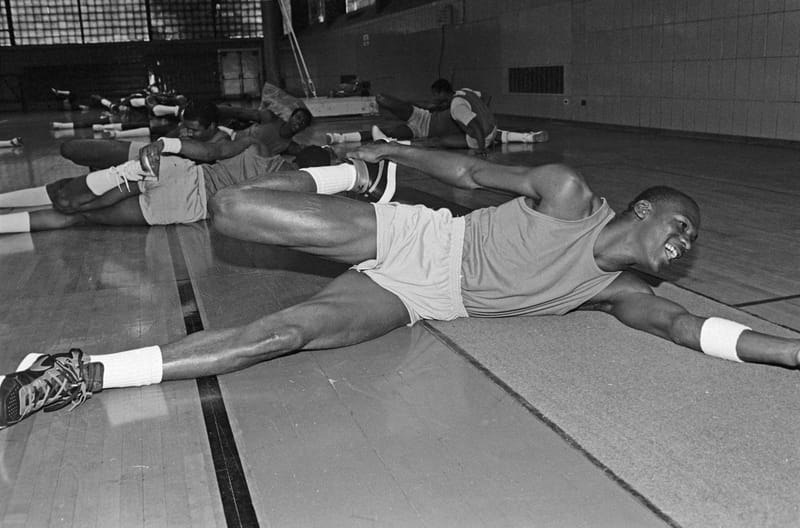 Michael jordan wearing outlet air jordan 1 chicago