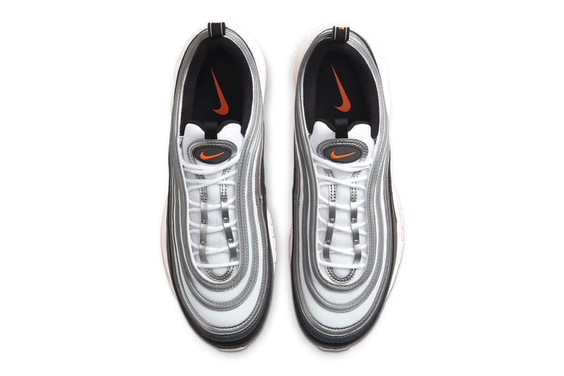 Nike silver sales shoes