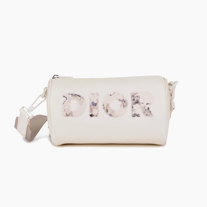 【限定品　希少】DIOR×Daniel Arsham コラボ　ショルダーバッグ ディオール×ダニエル・アーシャム、3Dロゴ入りバッグやニュース