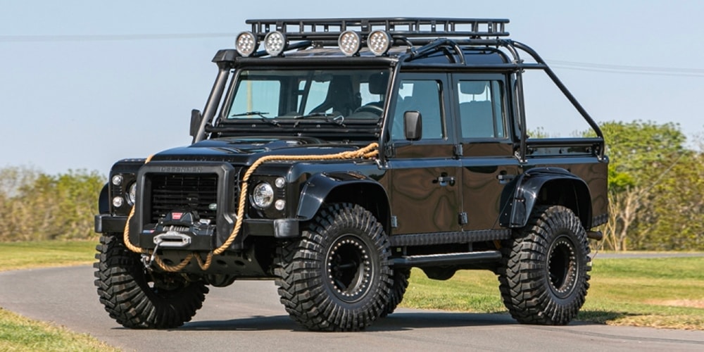 Редкий Land Rover Defender из фильма «Джеймс Бонд: Призрак» выставлен на аукцион