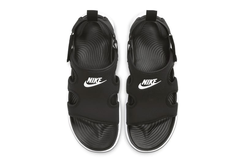 Nike hotsell active sandals