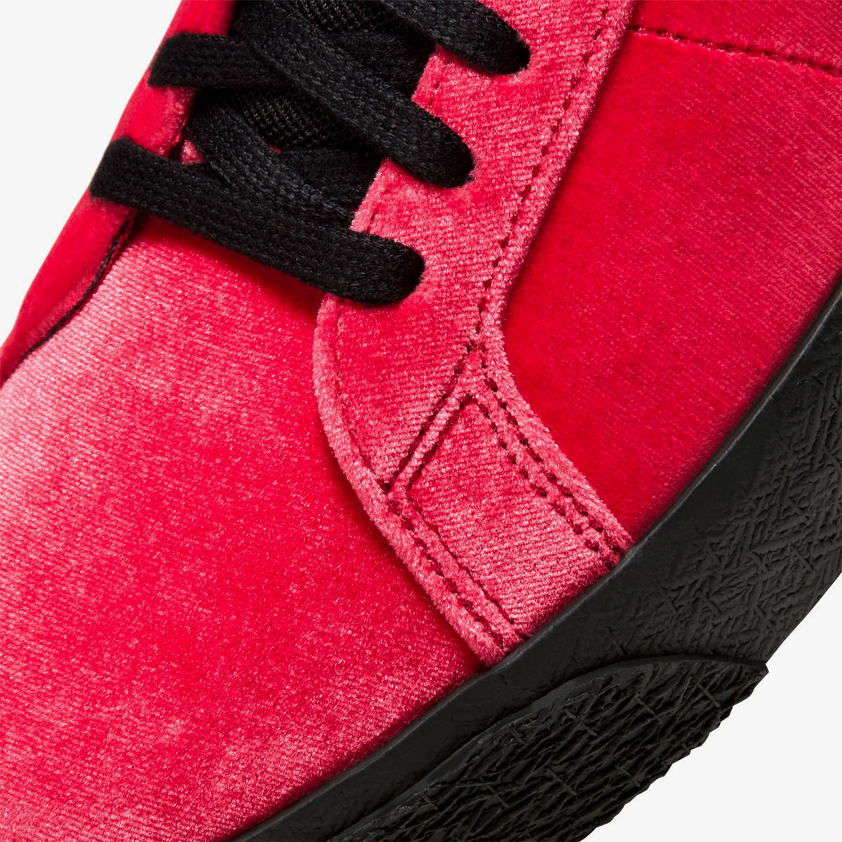kevin bradley nike sb velcro