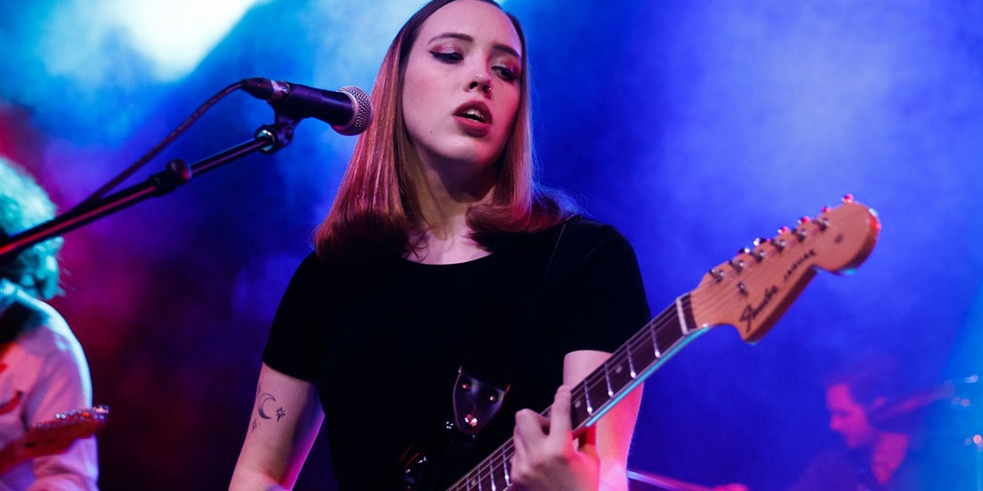 Soccer Mommy Launches 8Bit Virtual Tour Hypebeast