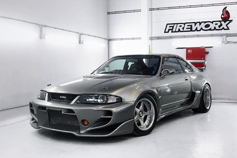 VeilSide Nissan Skyline GT-R R32 R33セット Nissan Skyline GT-R R33 Veilside Combat Evolution for Sale | Hypebeast