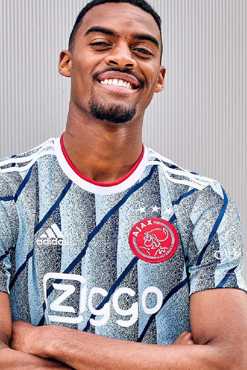 Ajax 2021 away sales kit