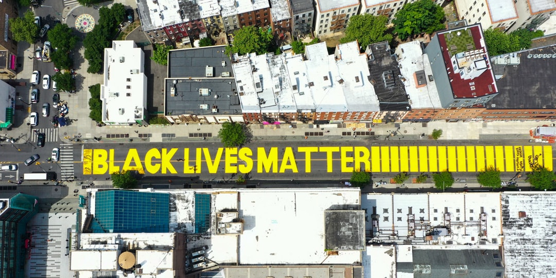 Уличную фреску Black Lives Matter покрасят возле Башни Трампа
