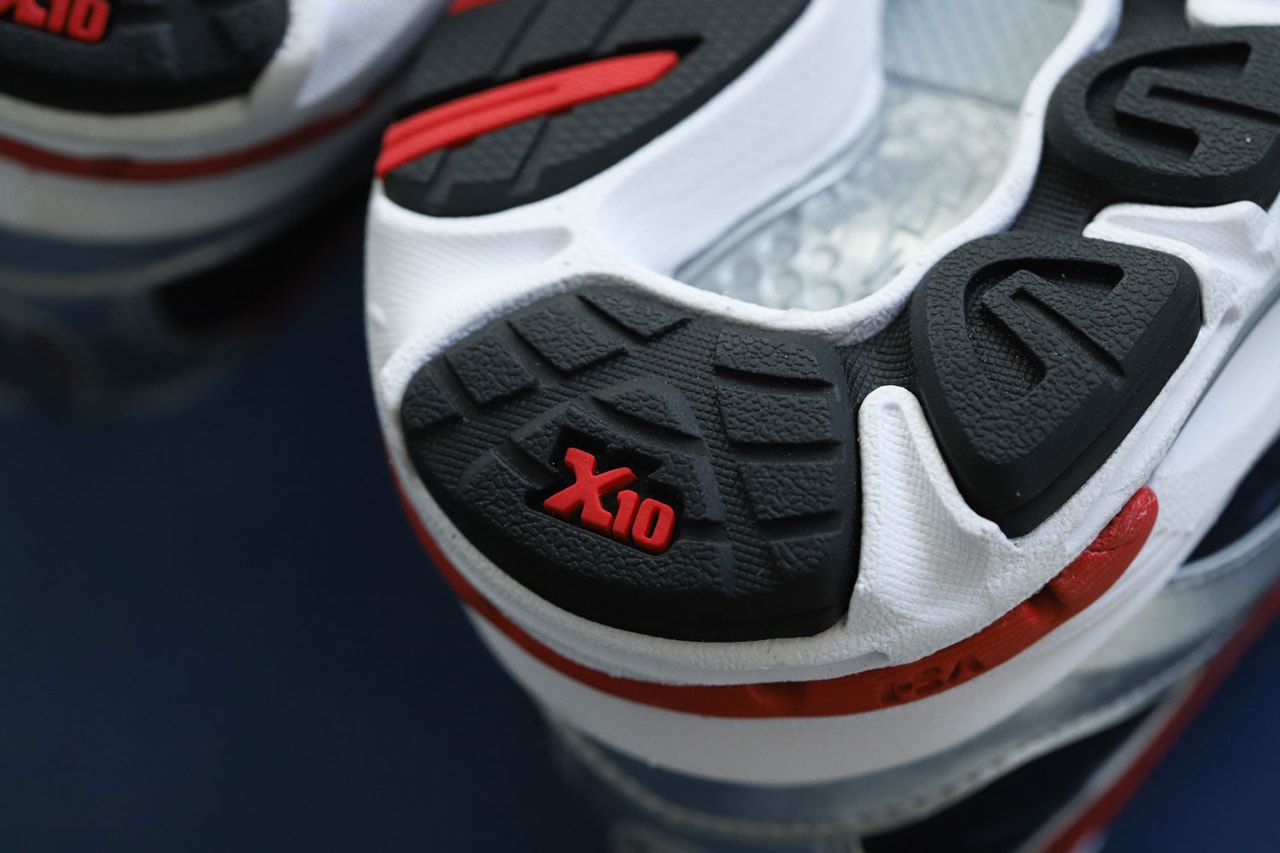 mizuno wave x10