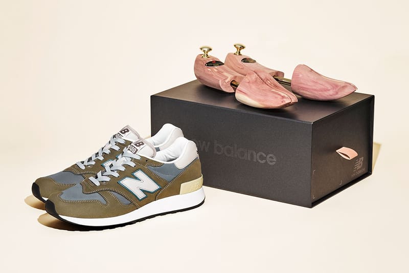 W 1300 hot sale new balance