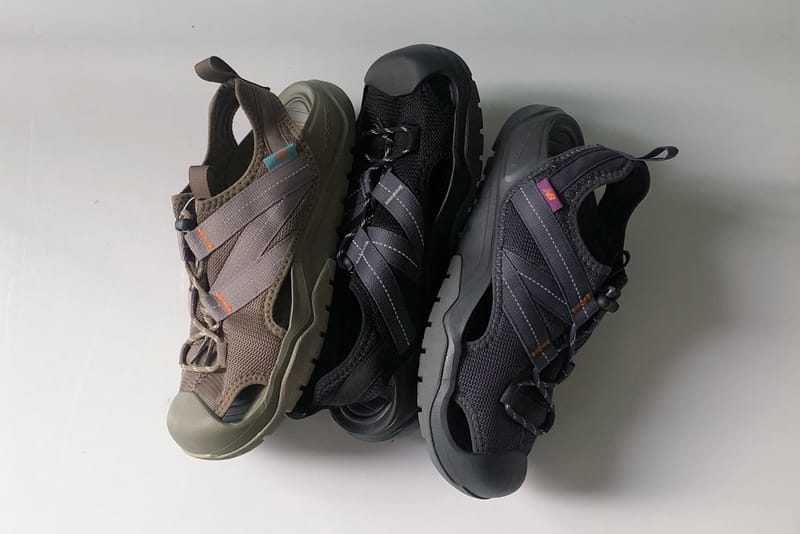 New Balance Korea CRV-COVE SD4205 Sneaker Sandal | Hypebeast