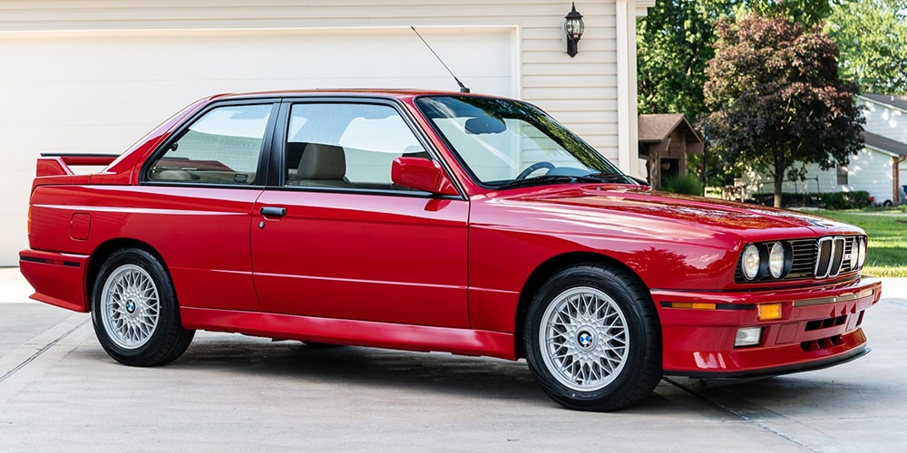 Нетронутый BMW M3 E30 1988 года продали за 250 тысяч долларов